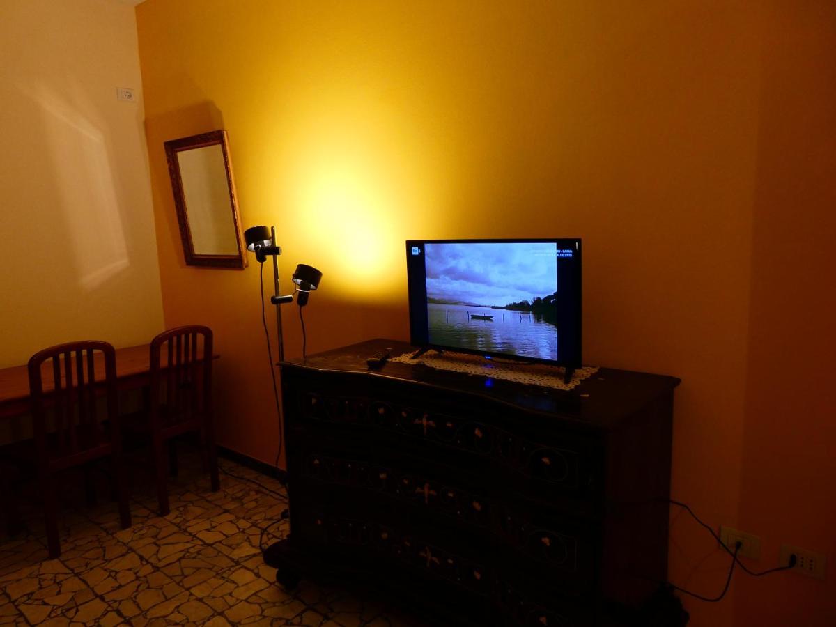 Casa Storica E Confortevole 엠폴리 외부 사진